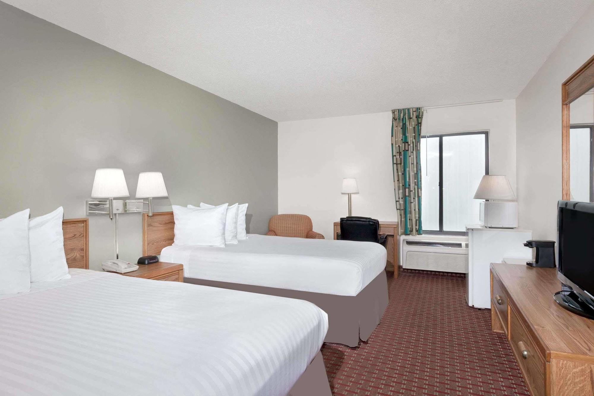 Howard Johnson By Wyndham Scott Lafayette Εξωτερικό φωτογραφία